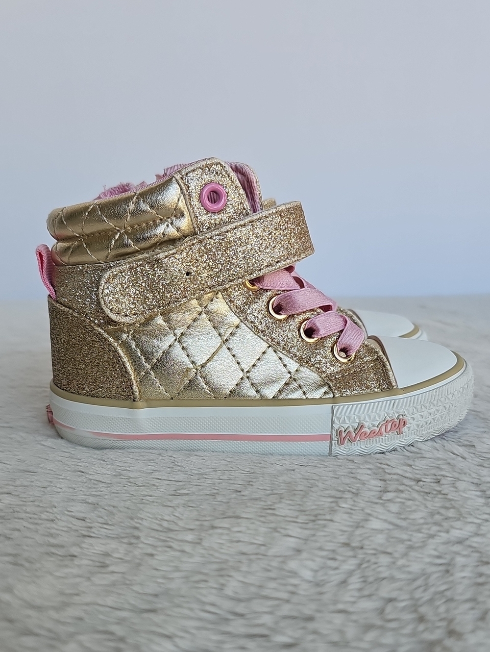 ​Weestep Toddler Girls Gold Glitter High Top Sneakers Shoes Pink Accents!!
